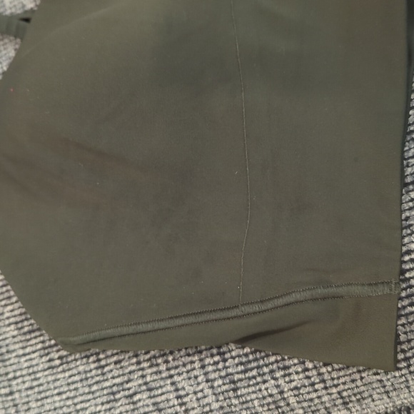 Lululemon Like a Cloud Bra Longline *Light Support, B/C Cup Dark Olive - Picture 9 of 10